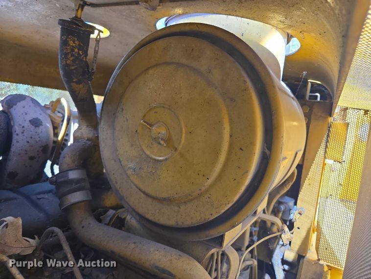 image for item EV1698 1982 Dresser TD15C dozer