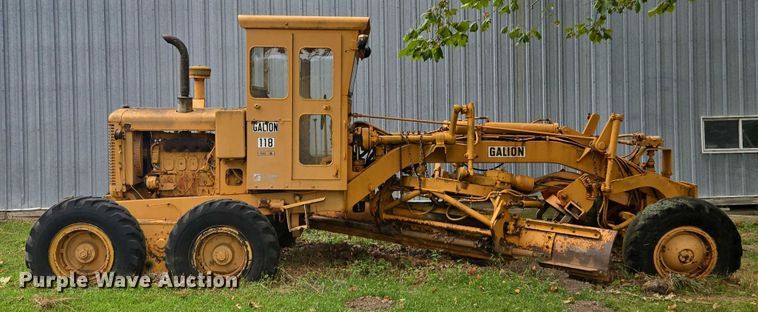 image for item EV1743 1969 Galion  118 Series B motor grader