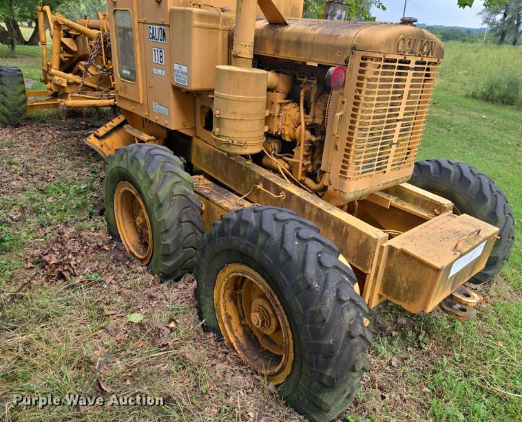 image for item EV1743 1969 Galion  118 Series B motor grader