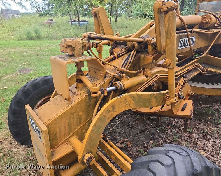 image for item EV1743 1969 Galion  118 Series B motor grader