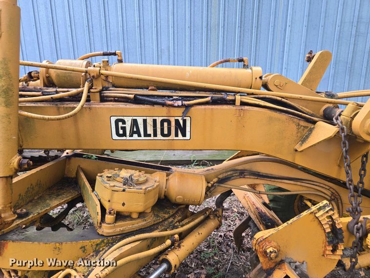 image for item EV1743 1969 Galion  118 Series B motor grader