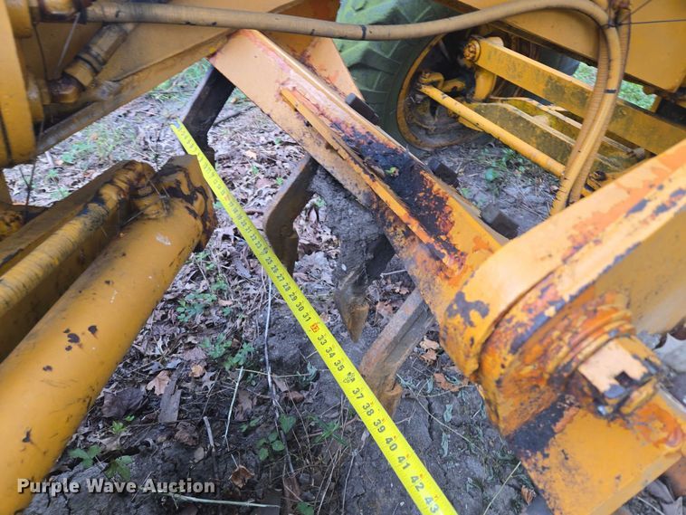 image for item EV1743 1969 Galion  118 Series B motor grader