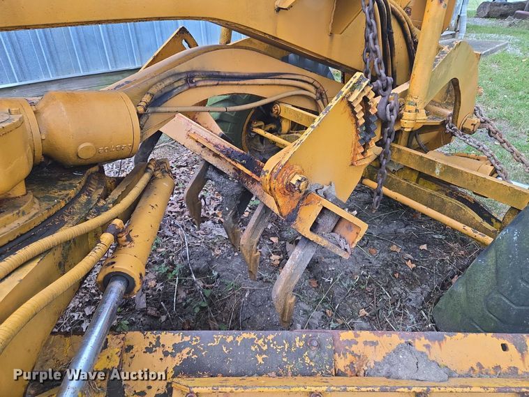 image for item EV1743 1969 Galion  118 Series B motor grader