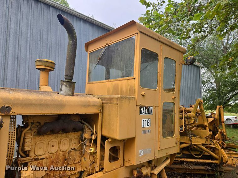 image for item EV1743 1969 Galion  118 Series B motor grader