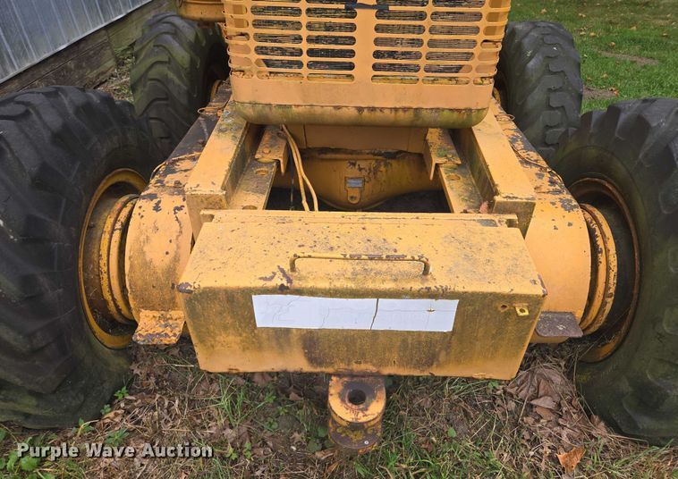 image for item EV1743 1969 Galion  118 Series B motor grader