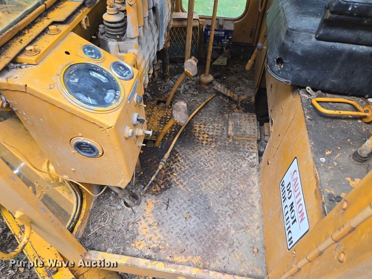 image for item EV1743 1969 Galion  118 Series B motor grader