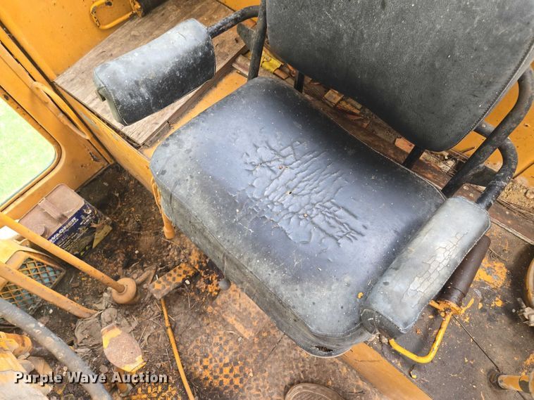image for item EV1743 1969 Galion  118 Series B motor grader