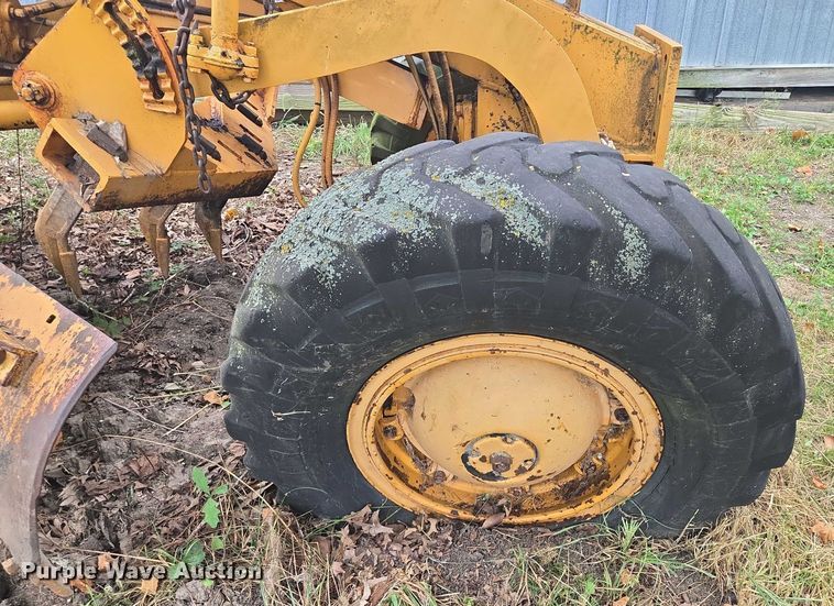 image for item EV1743 1969 Galion  118 Series B motor grader