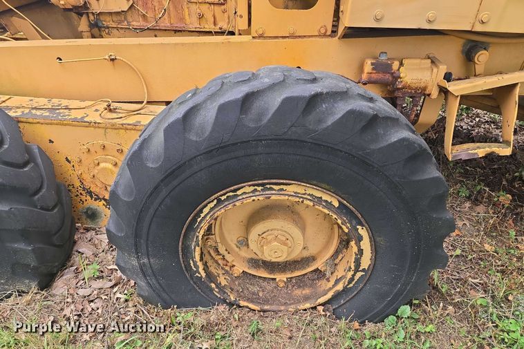 image for item EV1743 1969 Galion  118 Series B motor grader