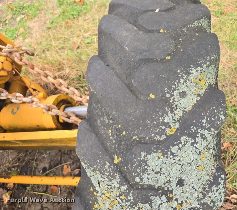 image for item EV1743 1969 Galion  118 Series B motor grader