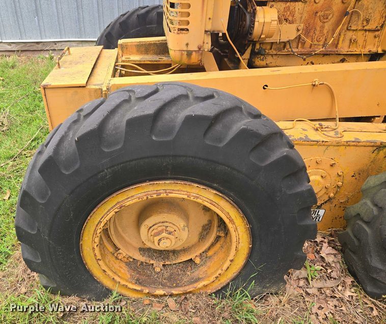 image for item EV1743 1969 Galion  118 Series B motor grader