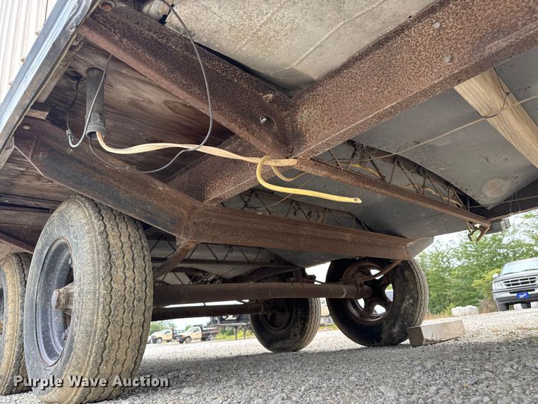 image for item EV1754 1983 Mark mobile office trailer