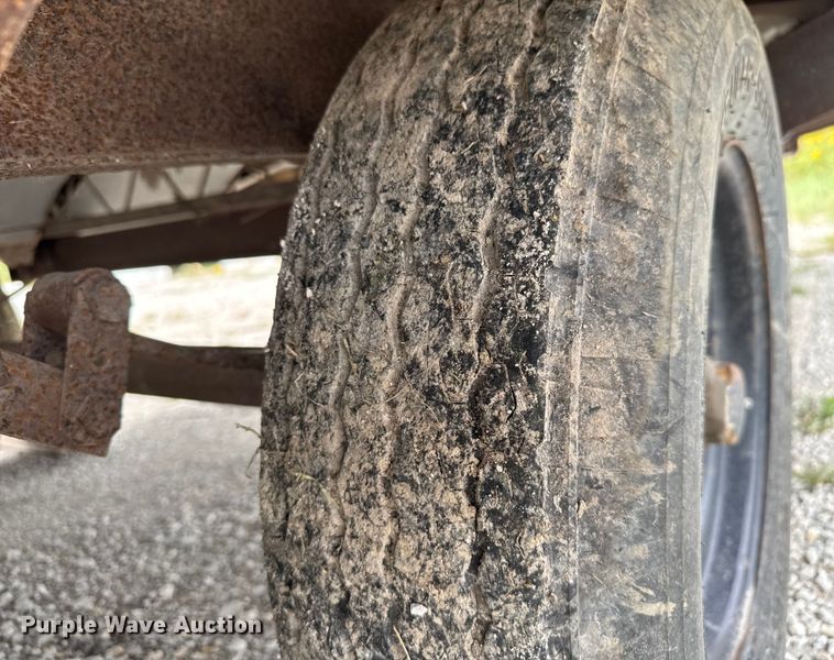 image for item EV1754 1983 Mark mobile office trailer