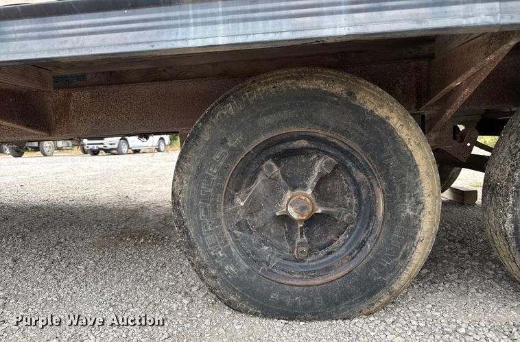 image for item EV1754 1983 Mark mobile office trailer