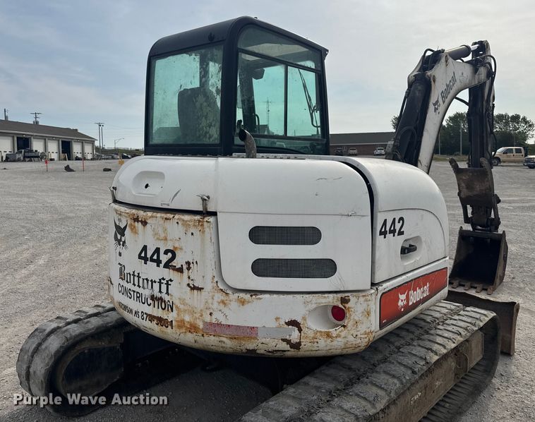 image for item EV1755 2006 Bobcat  442C  mini excavator