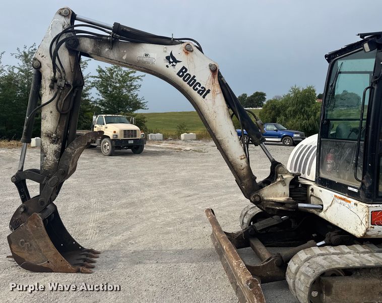 image for item EV1755 2006 Bobcat  442C  mini excavator