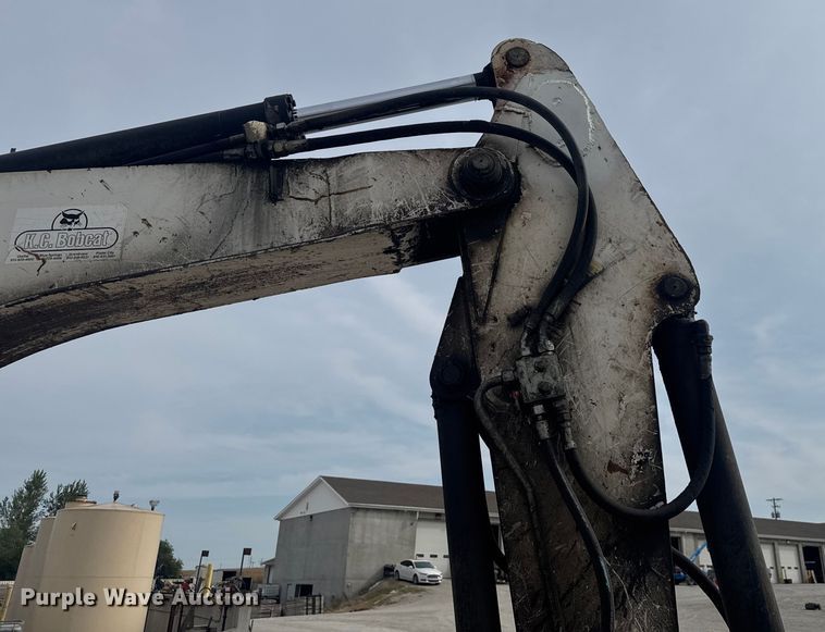 image for item EV1755 2006 Bobcat  442C  mini excavator