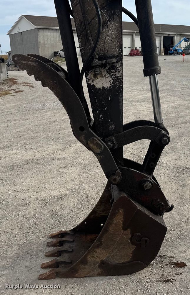 image for item EV1755 2006 Bobcat  442C  mini excavator