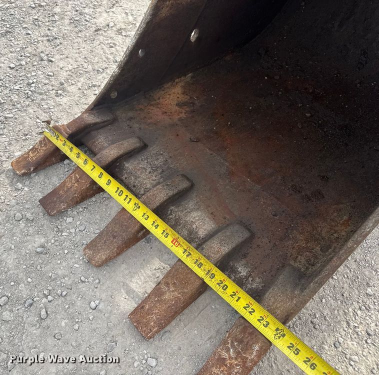 image for item EV1755 2006 Bobcat  442C  mini excavator