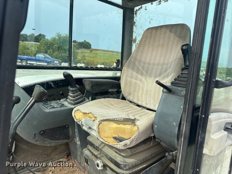 image for item EV1755 2006 Bobcat  442C  mini excavator