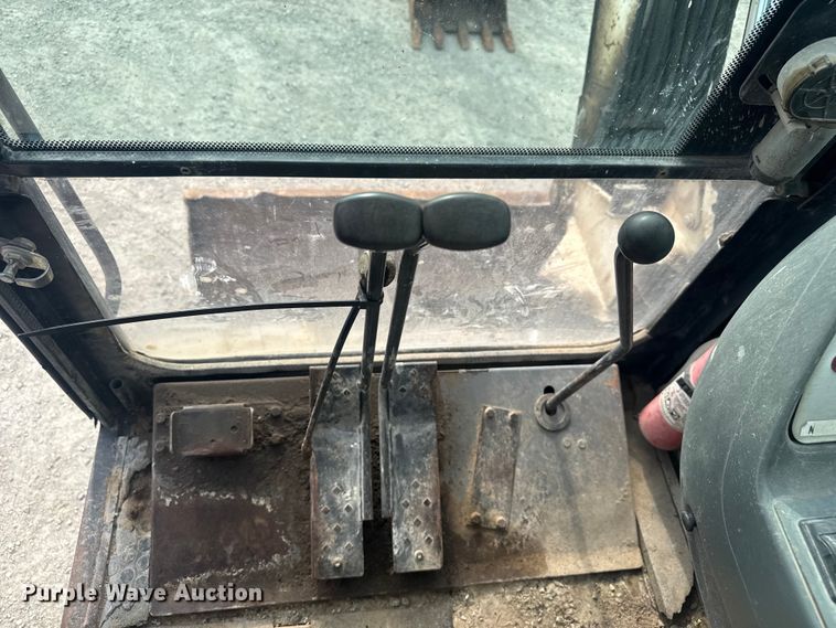 image for item EV1755 2006 Bobcat  442C  mini excavator