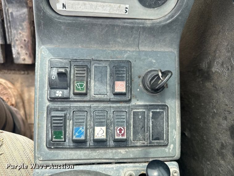 image for item EV1755 2006 Bobcat  442C  mini excavator