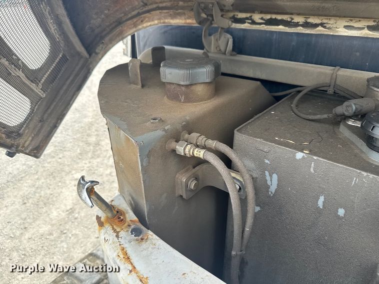 image for item EV1755 2006 Bobcat  442C  mini excavator