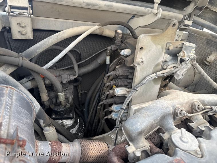 image for item EV1755 2006 Bobcat  442C  mini excavator