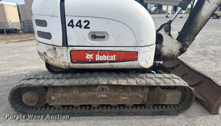 image for item EV1755 2006 Bobcat  442C  mini excavator