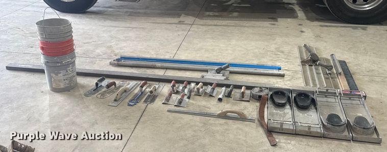 image for item EV1821 Concrete tools