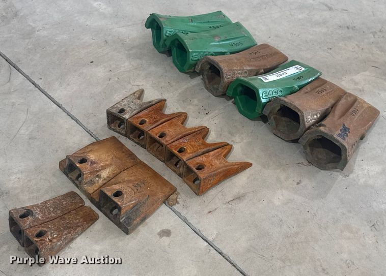 image for item EV1831 Bucket teeth