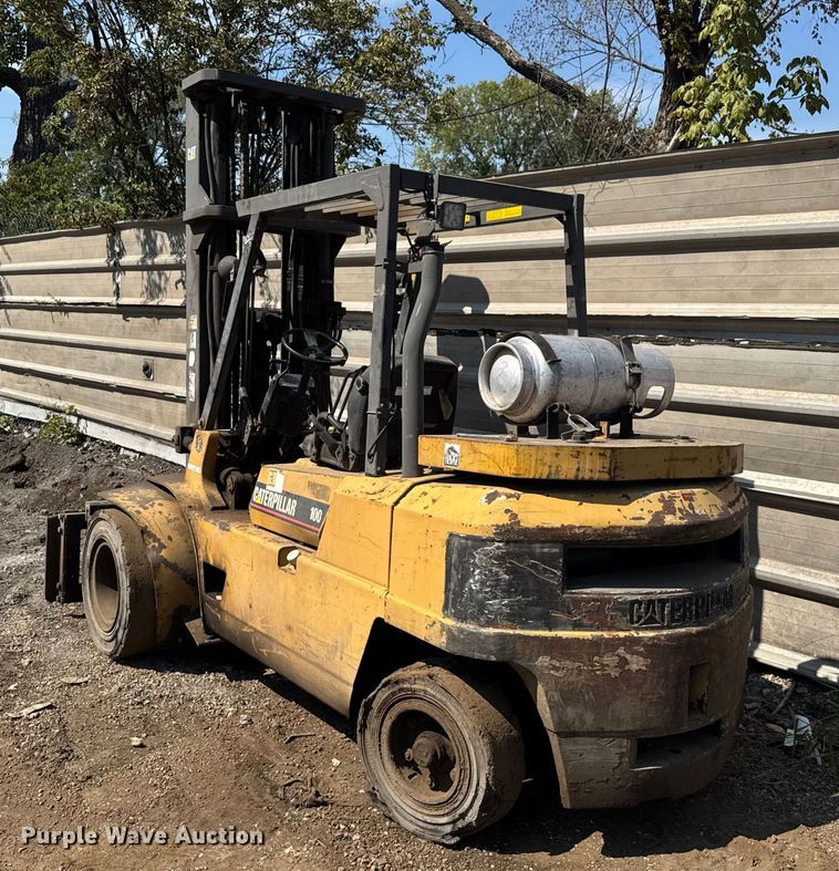 image for item EV1832 Caterpillar GP45 forklift