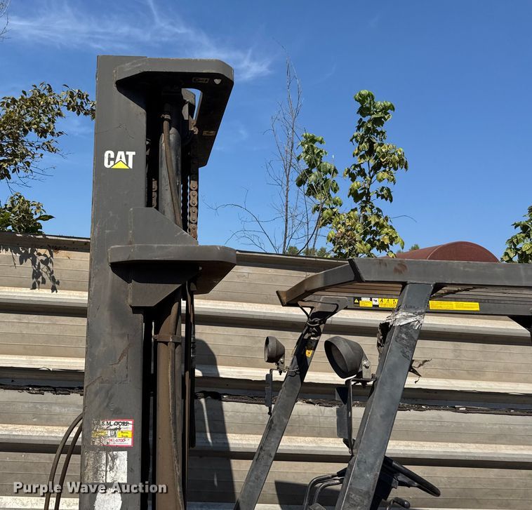 image for item EV1832 Caterpillar GP45 forklift