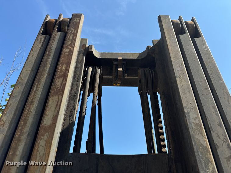 image for item EV1832 Caterpillar GP45 forklift