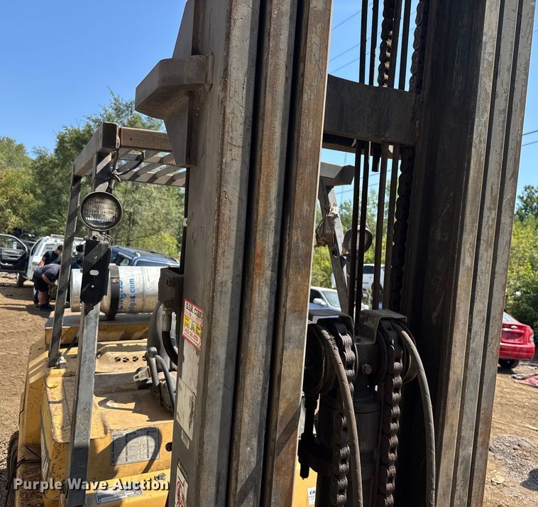 image for item EV1832 Caterpillar GP45 forklift