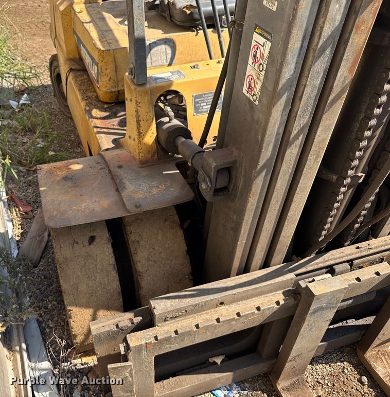 image for item EV1832 Caterpillar GP45 forklift