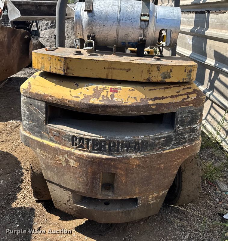 image for item EV1832 Caterpillar GP45 forklift