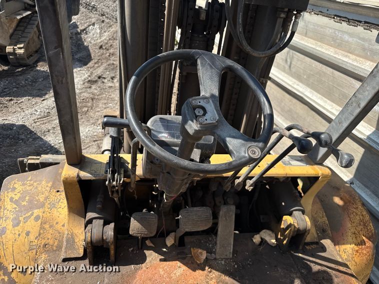 image for item EV1832 Caterpillar GP45 forklift