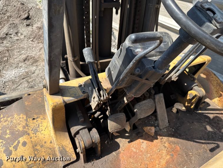 image for item EV1832 Caterpillar GP45 forklift