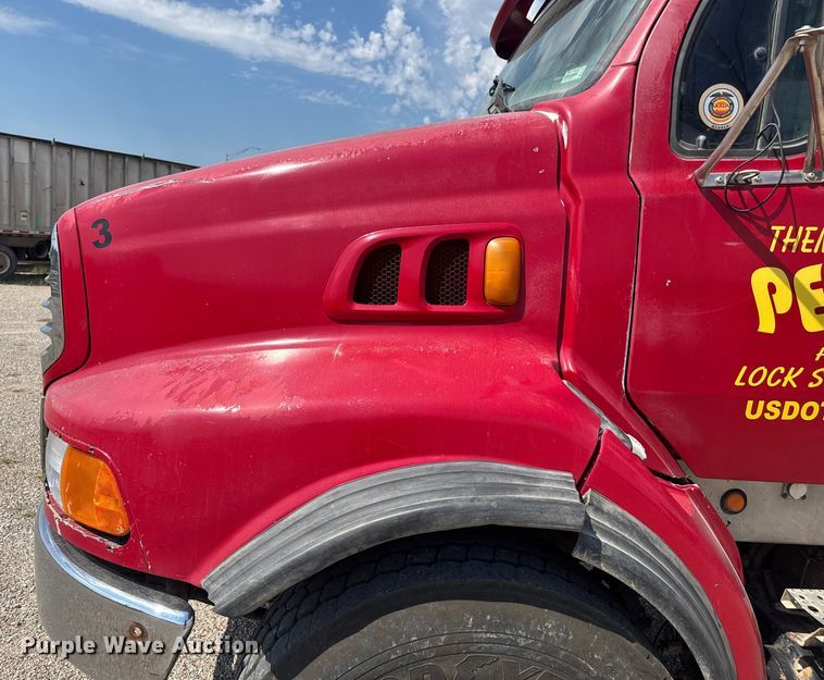 image for item EV1845 2006 Sterling L9500 dump truck