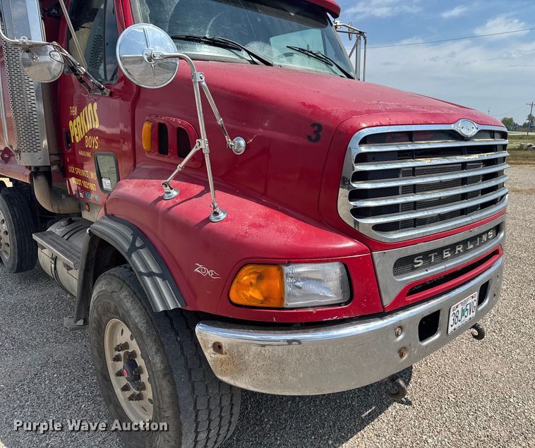 image for item EV1845 2006 Sterling L9500 dump truck
