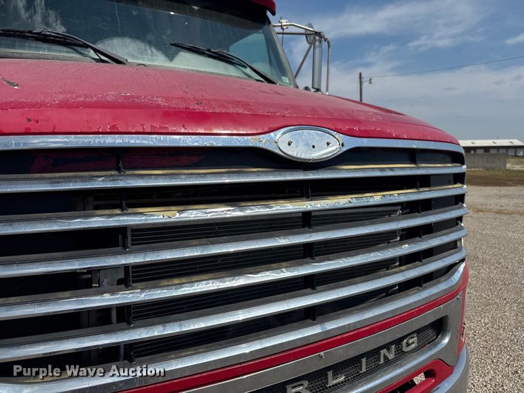 image for item EV1845 2006 Sterling L9500 dump truck