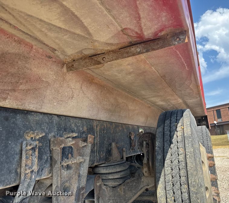 image for item EV1845 2006 Sterling L9500 dump truck