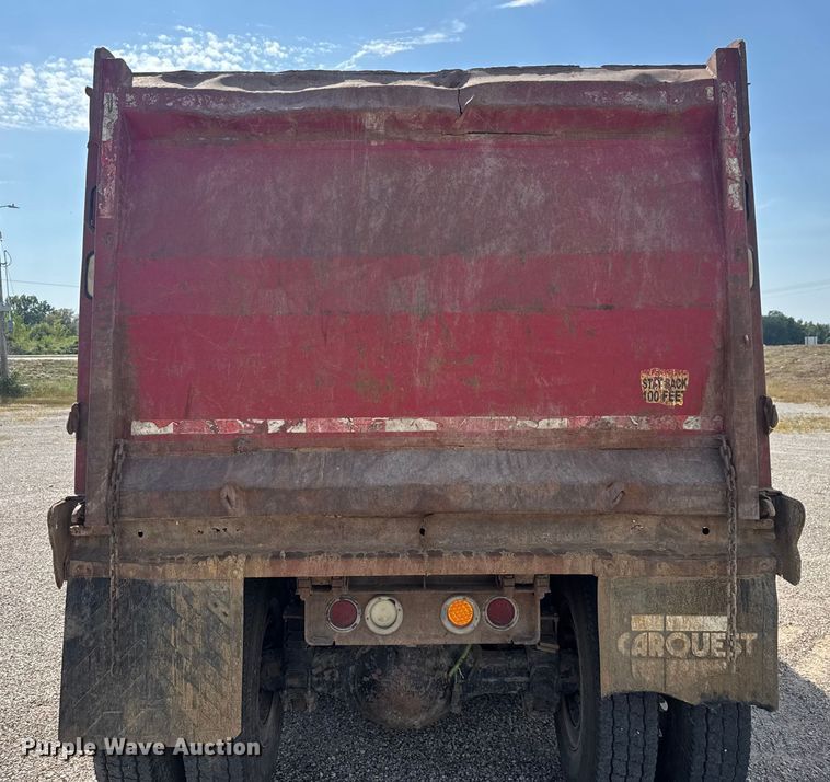 image for item EV1845 2006 Sterling L9500 dump truck