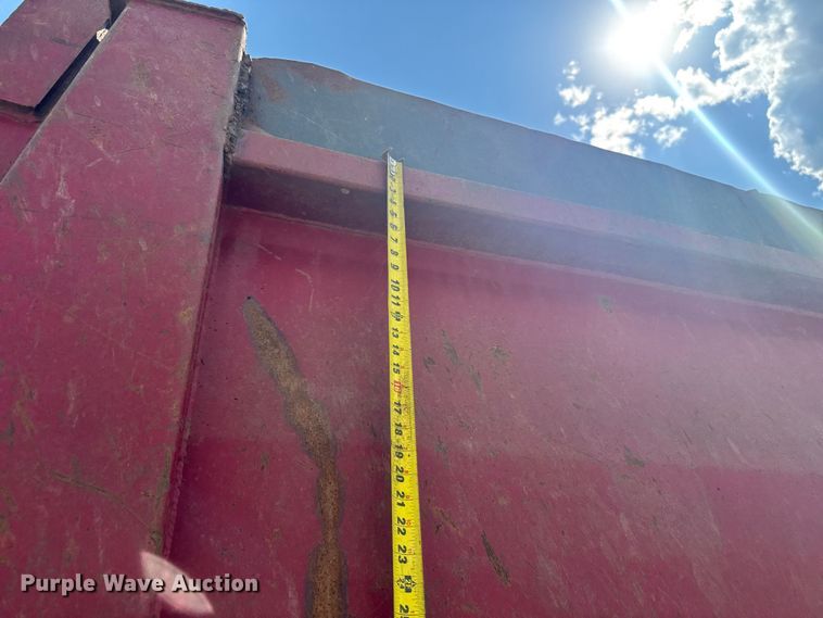 image for item EV1845 2006 Sterling L9500 dump truck