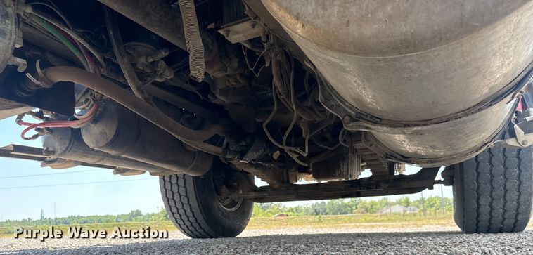 image for item EV1845 2006 Sterling L9500 dump truck