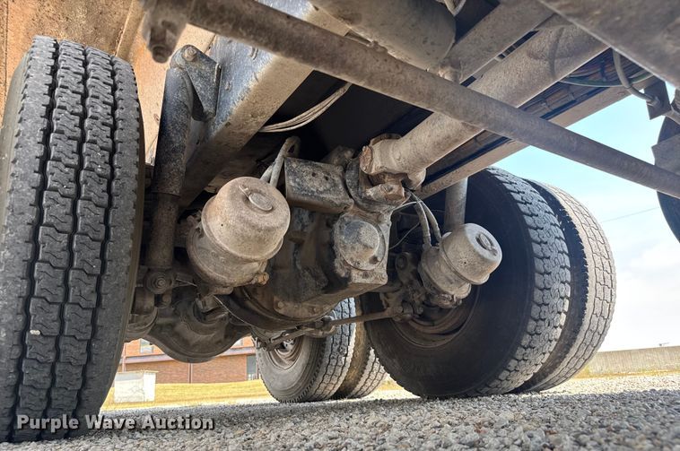 image for item EV1845 2006 Sterling L9500 dump truck