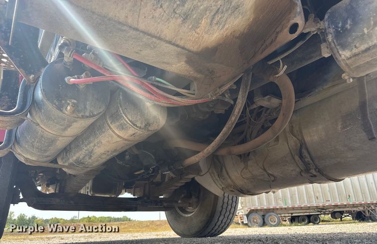 image for item EV1845 2006 Sterling L9500 dump truck