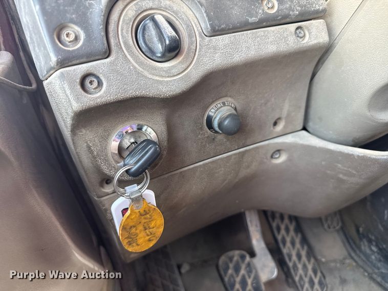 image for item EV1845 2006 Sterling L9500 dump truck