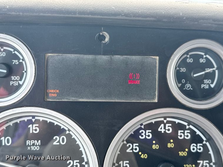 image for item EV1845 2006 Sterling L9500 dump truck